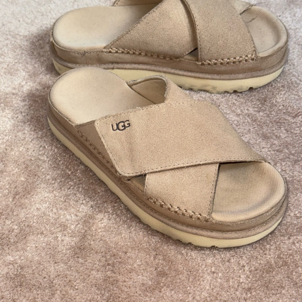 UGG Goldenstar Driftwood Beige Cross-Strap Sandals